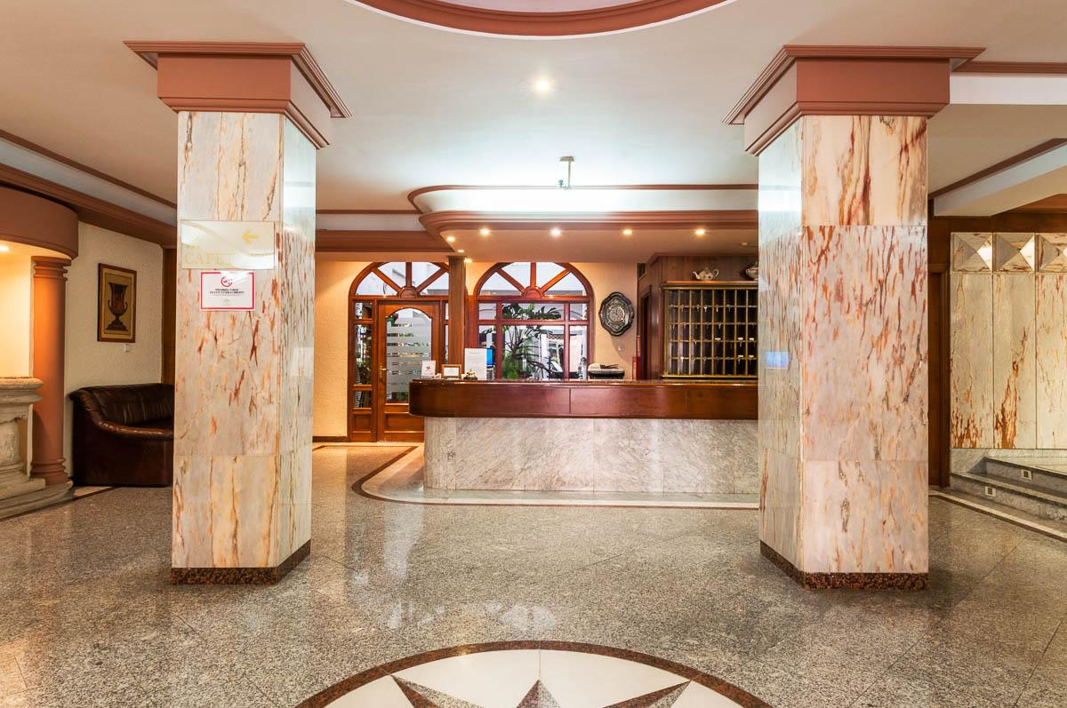 Hotel Victoria Linares  Esterno foto