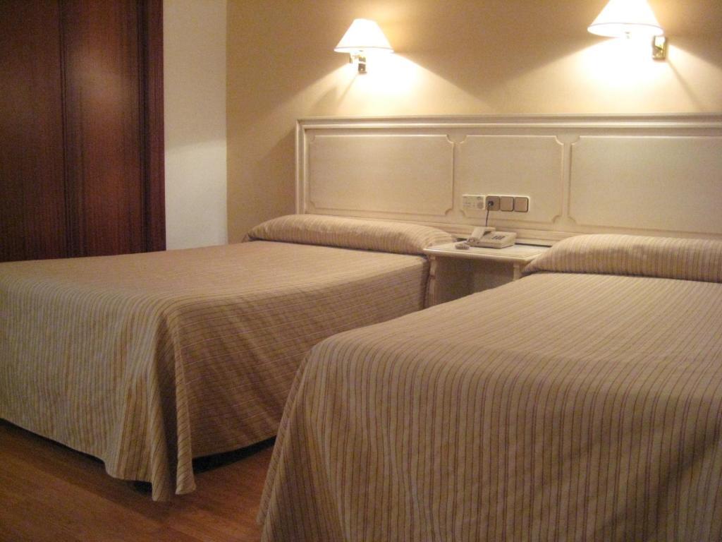 Hotel Victoria Linares  Camera foto