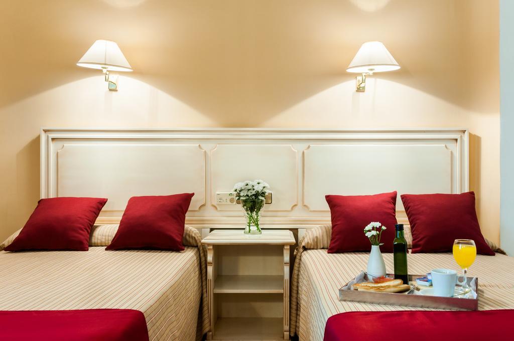 Hotel Victoria Linares  Esterno foto